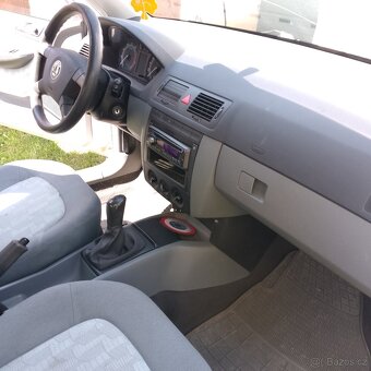 Škoda Fabia - 12