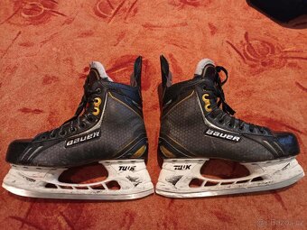 Hokejové brusle Bauer Supreme ONE8, vel. 7D (užší), EUR42 - 12