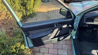 Mercedes Benz w201 190e - 12