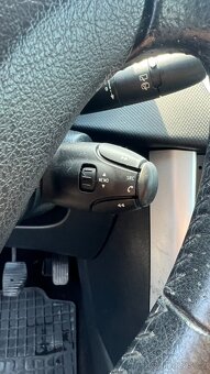 Prodám Peugeot 207 - 12