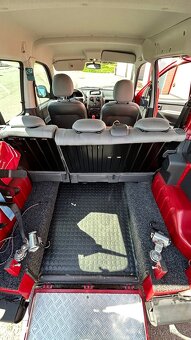 Citroen Berlingo 1.4i,74 800km, 1.majitel - 12