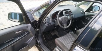 Suzuki ZX4 1,6i - 16V - 79kw. PREMIUM. . Nová STK do 5/2027 - 12