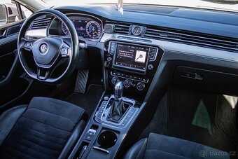 Volkswagen Passat Variant 2.0 BiTDI BMT Highline 4MOTION - 12