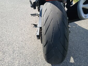 Kawasaki Z750 2009 - 12
