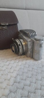 Staré fotoaparáty 6x - 12