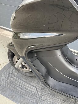 Yamaha Majesty 400 rok 2008 - 12