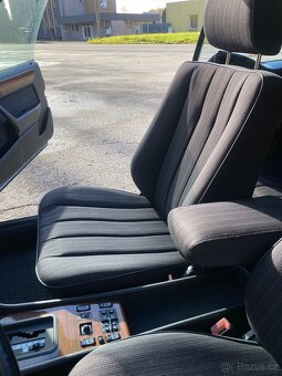 Mercedes-Benz w124 300ce - 12