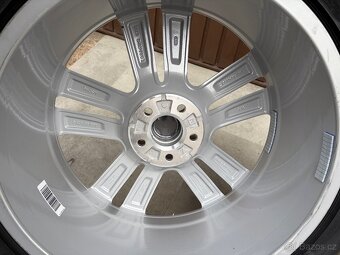 Nová zimní sada orig Audi Q7 255/50 R20 Bridgestone - 12