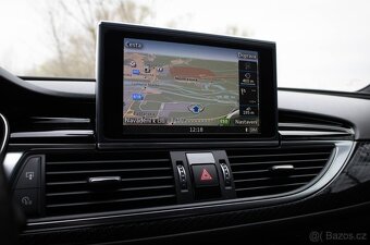 Audi RS6 quattro - 12