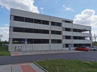 Pronájem garážového stání 14,5 m2 Praha Čer. Most, Bryksova - 12