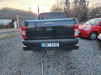 Toyota Hilux 2.5 D 4x4 106 kW koup. v CZ - 12
