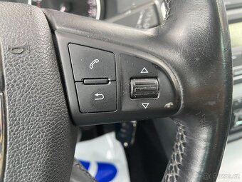 Škoda Octavia 1.4 TSi Výhřev, ALU, Senzory - 12