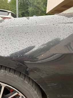 BMW E90 320i manuál - 12