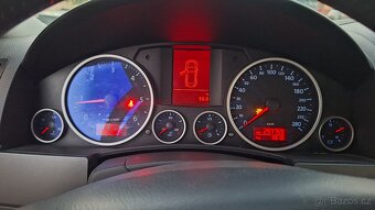 VW Touareg 2.5 TDI R5 – Offroad ready, manuál, po STK - 12