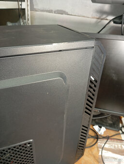 PC skříň Micro ATX + zdroj 400W + LG DVD GH20NS10 - 12