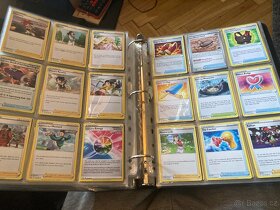 Pokémon originální karty + album - 12