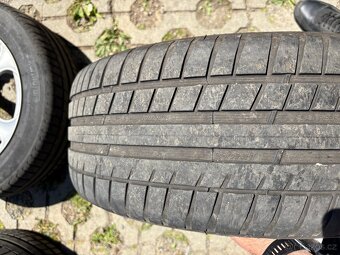 215/55 ZR16 93w - 12