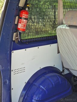 Volkswagen Transporter t5 2.5 96 kw - 12