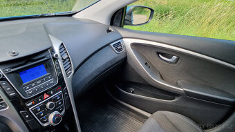 Hyundai i30 1.6 CRDI 81kW (30.11.2012-GD) kombi - výbava Tri - 12