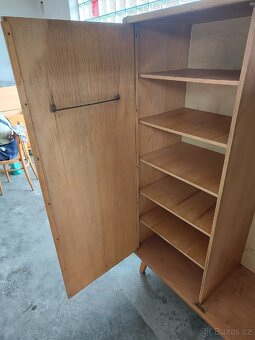 Historický nábytek k renovaci - 12