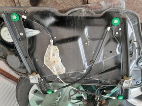 Zámek,klika,motorek,stahovačka VW Passat B6 - 12