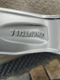 ALU Dezent 5x112 r17x7,5j ET 40, 235/55/17 zimní - 12