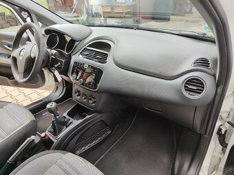 Fiat Punto Evo - 12