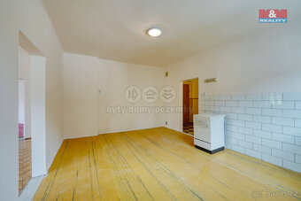 Prodej bytu 2+1, 83 m², Nejdek, ul. Osvětimská - 12
