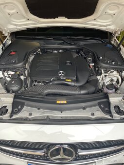Mercedes Benz E200 Coupe AMG 4motion - 12