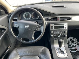 Volvo V70 III 2.4 D5 - náhradní díly - 12