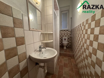 Prodej bytu 2+1(83m2), Karlovy Vary, ul. T.G.M. - 12