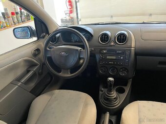 Ford Fiesta 1.3i 44kw pětidveřový, STK 4/2027 - 12