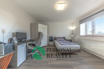 Prodej multifunkční dům 361 m2, pozemek 1276 m2 - Kostelec n - 12