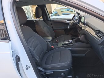 Ford Kuga 1.5 88kW Aut. 96tkm Webasto Virtual ACC Keyless Qi - 12