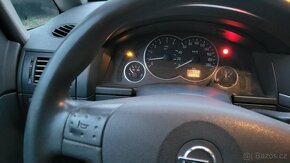 Opel Meriva 1,7 CDTI,74KW,r.v.2004, motor po GO - 12