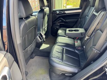 Porsche Cayenne 3.0TDiV6 vzduch ČR DPH servis - 12
