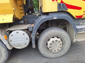 SCANIA P 380 8X4 - 12