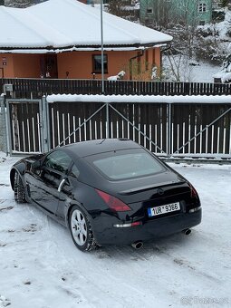 Nissan 350z - 12