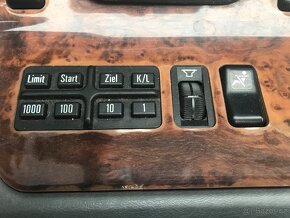 Mercedes-Benz Třídy S S 600 W12 290 KW - 12