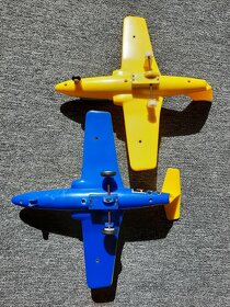 Letadla DELFÍN   L 29  a  krabice - 12