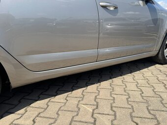 Škoda Octavia 1,6 TDI 77 KW STK TAŽNÉ - 12