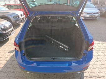 Škoda Superb 3 Combi iV 1.4TSI 160kW L&K 110tkm Webasto DCC - 12