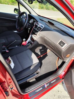 Peugeot 307 1,6 benzín 92500km - 12