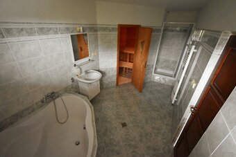 Prodej domu 183 m² pozemkem 6480 m² Prodej domu 183 m² pozem - 12