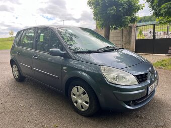 Renault Megan Scenic - 12