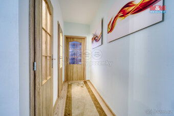 Prodej bytu 4+1, 102 m², Karlovy Vary, ul. Krušnohorská - 12