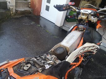 KTM 690 Enduro - 12