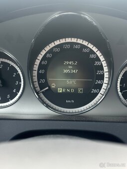 Mercedes Benz E coupe 350cdi, AMG paket, 170kW, 2. Majitel - 12