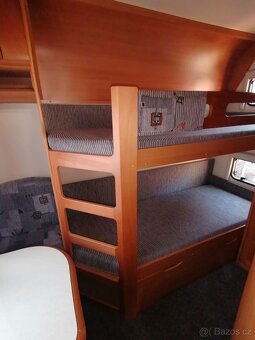 Karavan Hobby 650 – rodinný, palandy, mover, markýza - 12