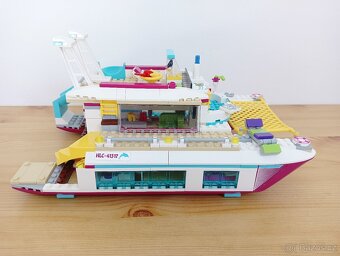 Lego 41317 - Friends - Katamarán Sunshine - 12